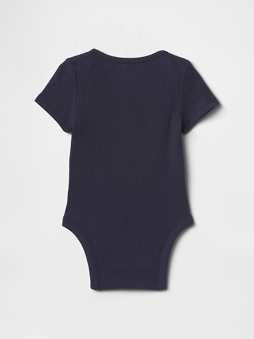 body « premiers coups de cœur de bébé »