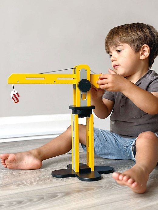 grue jaune pour tout-petits little builder