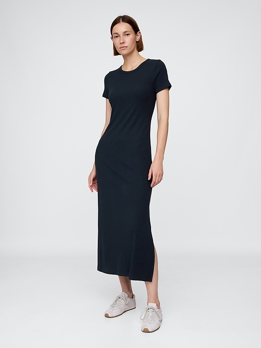 robe t-shirt maxi côtelée moderne