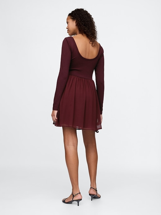robe courte en matières mixtes