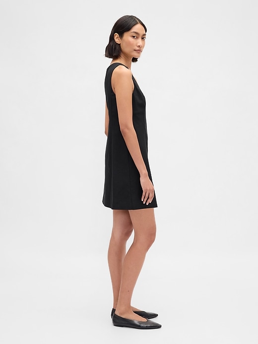 robe courte boutonnée en lin mélangé