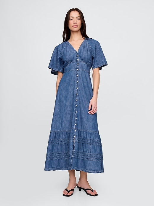 robe longue à volants et manches papillon