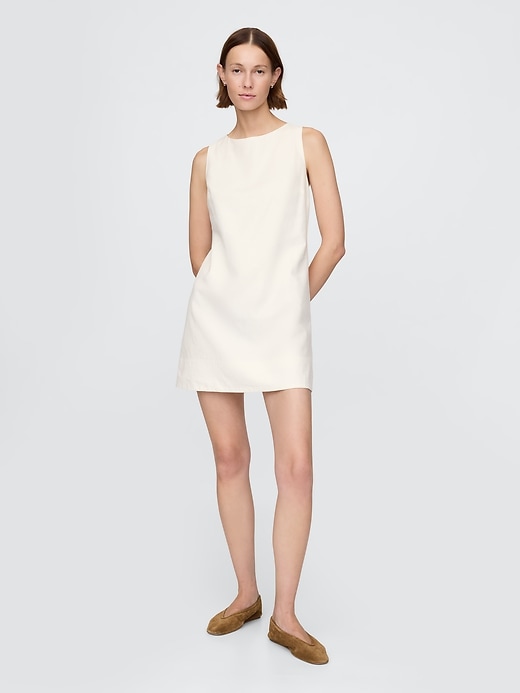 robe courte trapèze en lin mélangé