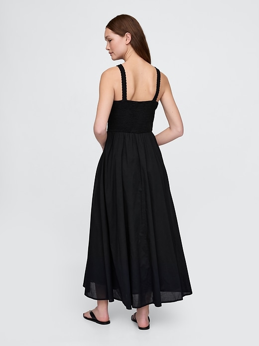 robe maxi en crochet et techniques mixtes