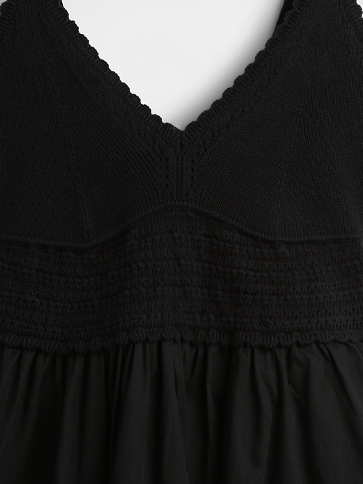 robe courte en crochet et techniques mixtes