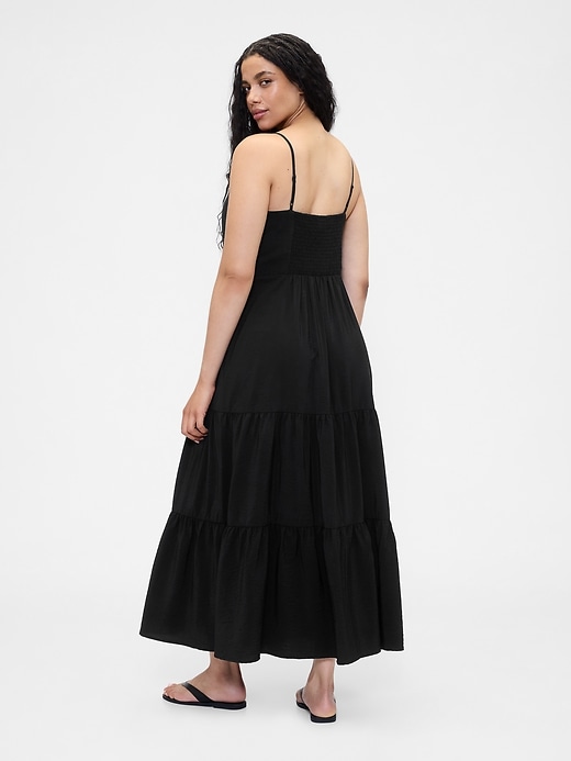 robe longue à volants et nœud sur le devant