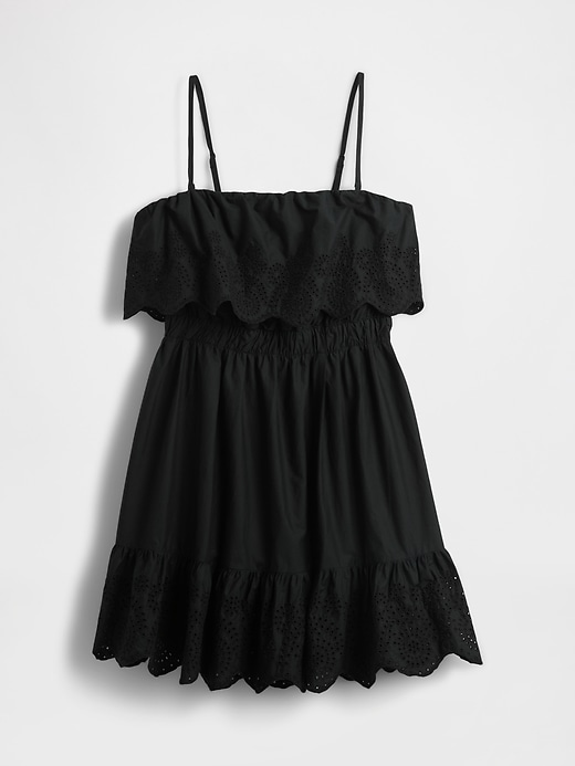 robe courte à volants et œillets