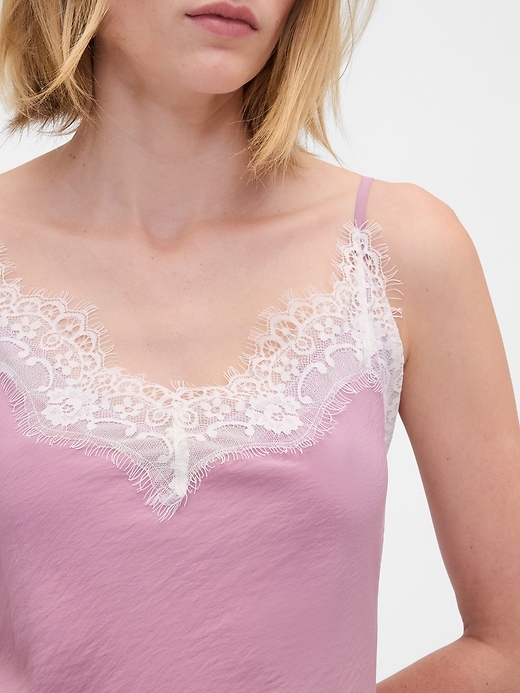 robe nuisette longue à bordure en dentelle