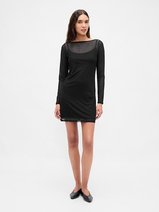 robe courte en maille à col bateau