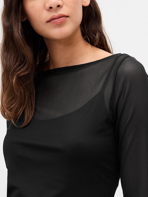 robe courte en maille à col bateau