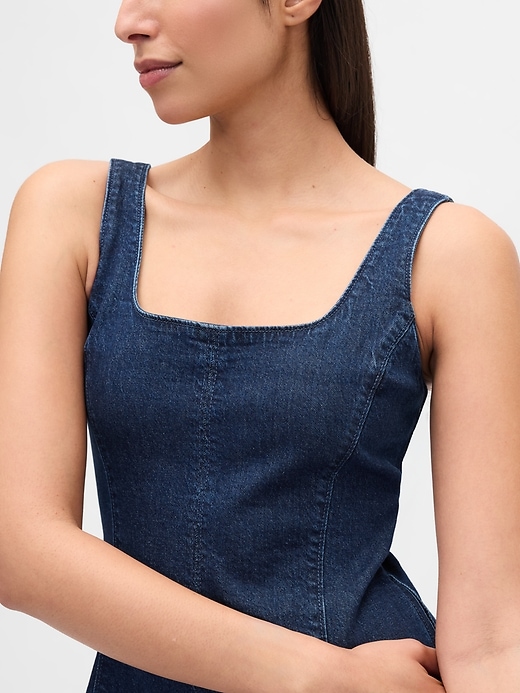 robe longue en jean à col carré