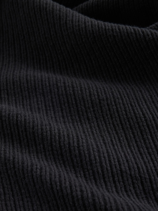 robe pull courte à poches côtelées cashsoft