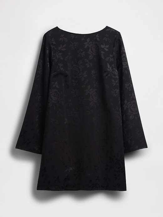robe courte à col bateau