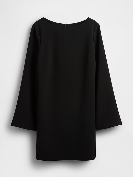 robe courte à col bateau