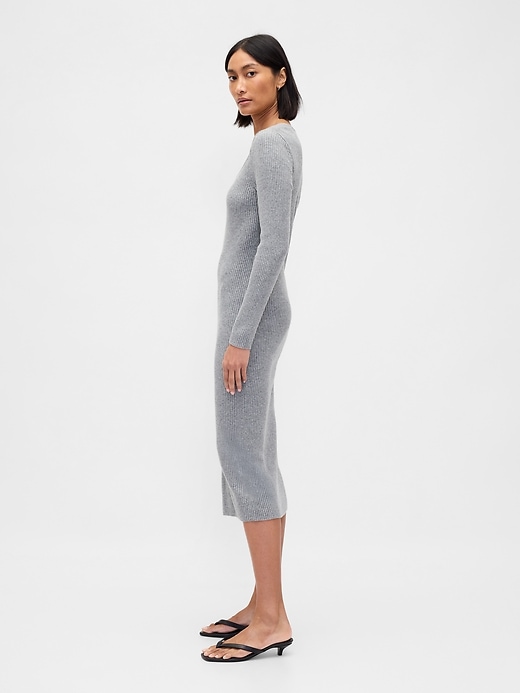 robe pull mi-longue côtelée cashsoft