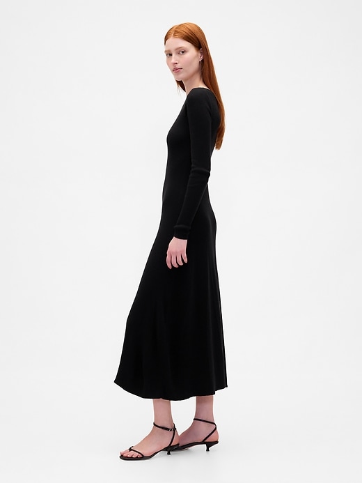 robe pull maxi légère en côtes cashsoft