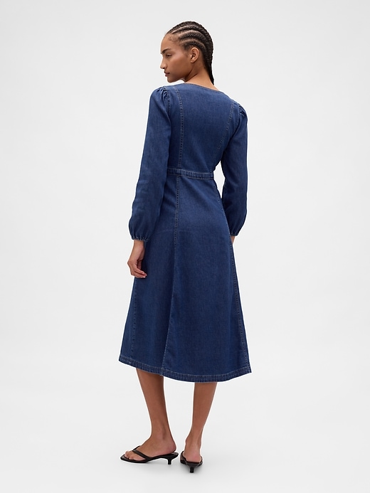 robe midi en jean à décolleté cœur