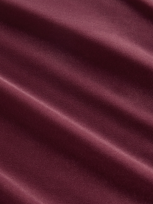 robe longue en velours à col carré