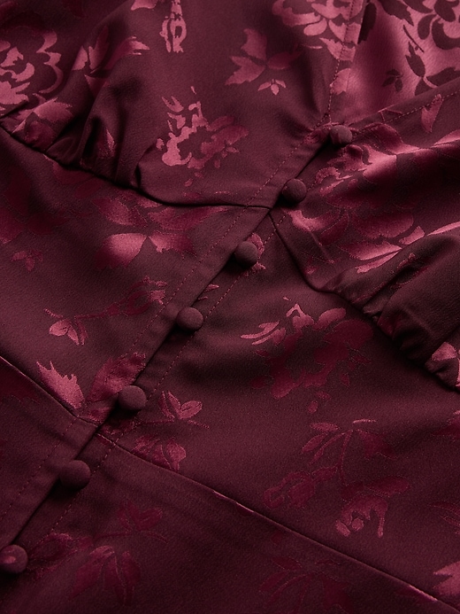 robe longue boutonnée à col en v