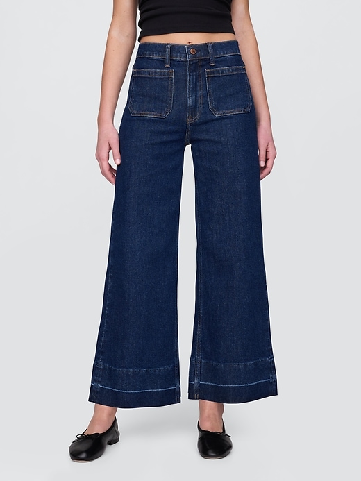 jean large à jambes hautes et chevilles