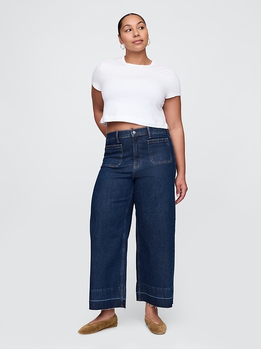 jean large à jambes hautes et chevilles