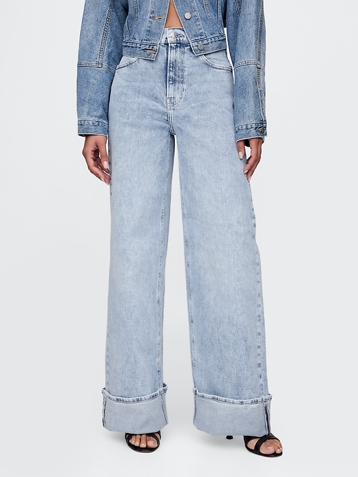 jean taille haute à jambes larges et revers
