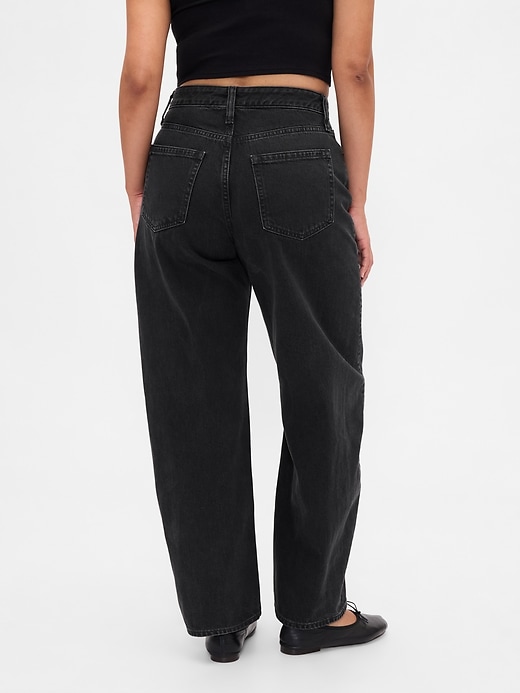 jean taille haute à bretelles pour femmes rondes