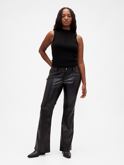 pantalon long et élancé taille basse en cuir végétalien recyclé