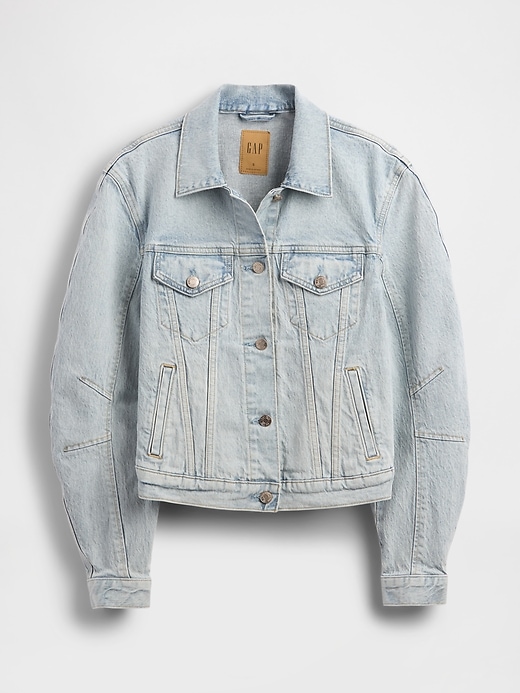 veste en jean iconique à manches bouffantes