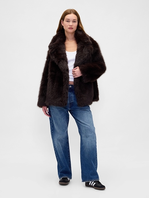 manteau en fausse fourrure
