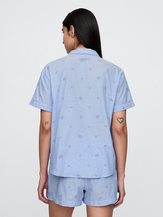chemise de pyjama brodée