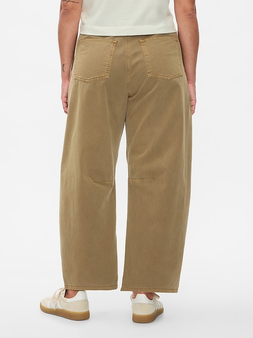pantalon baril en sergé taille mi-haute