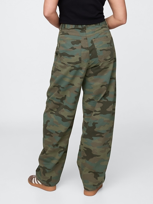 pantalon baril en sergé taille mi-haute