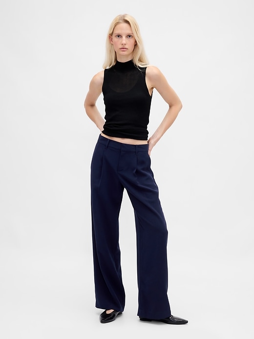 pantalon 365 à jambes larges plissées et taille basse