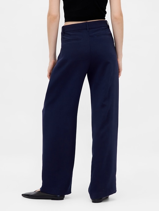 pantalon 365 à jambes larges plissées et taille basse