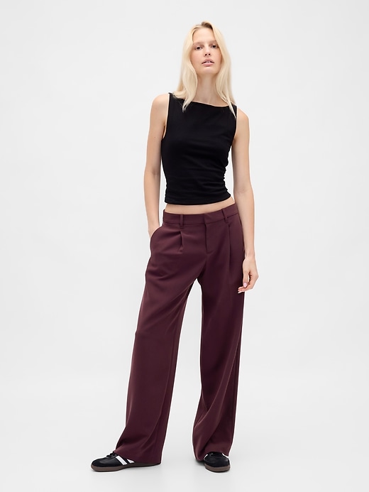 pantalon 365 à jambes larges plissées et taille basse