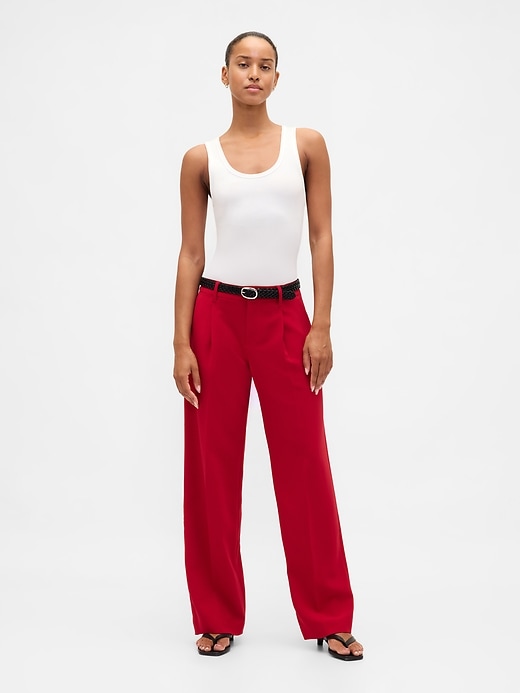 pantalon 365 à jambes larges plissées et taille basse