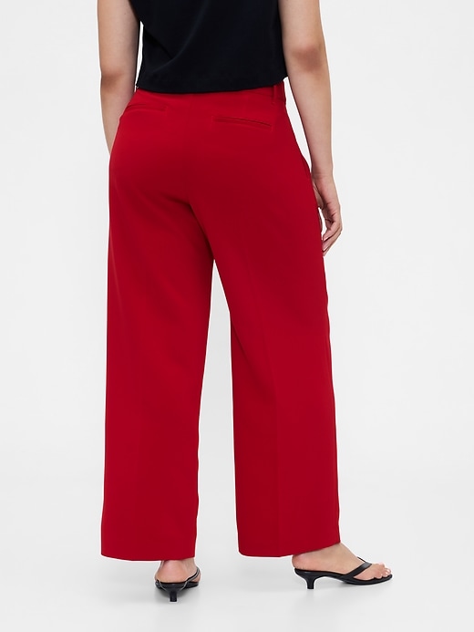 pantalon 365 à jambes larges plissées et taille basse