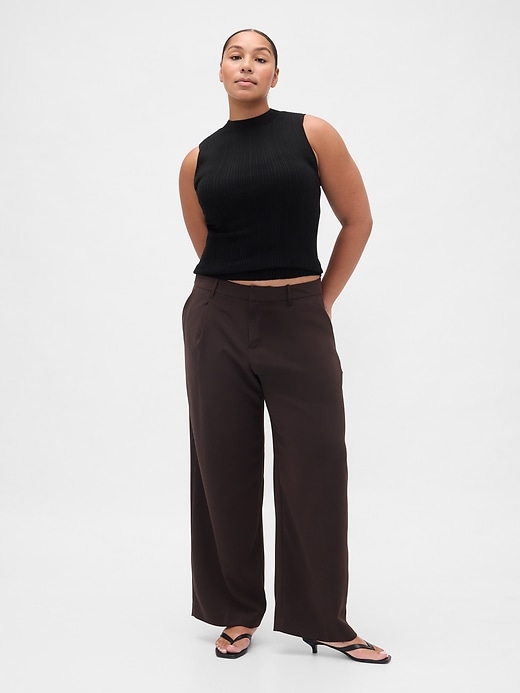 pantalon 365 à jambes larges plissées et taille basse