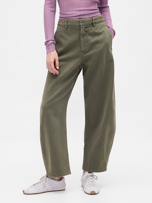 pantalon baril en sergé taille mi-haute