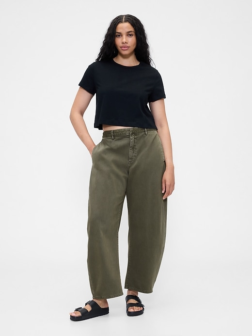 pantalon baril en sergé taille mi-haute