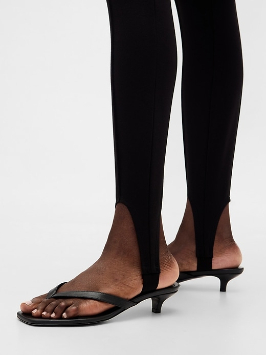 pantalon à étriers taille haute en maille double