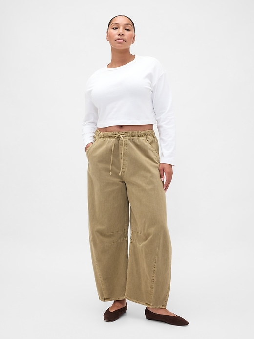 pantalon en sergé taille mi-haute à coupe flatteuse