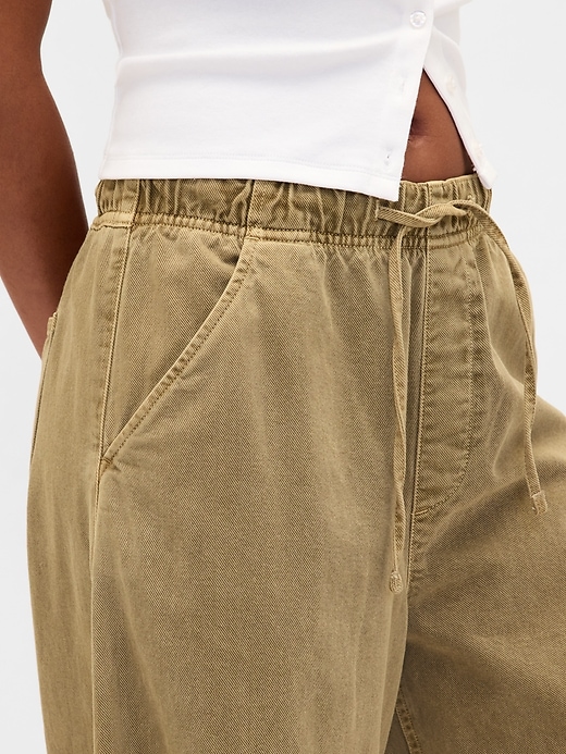 pantalon en sergé taille mi-haute à coupe flatteuse