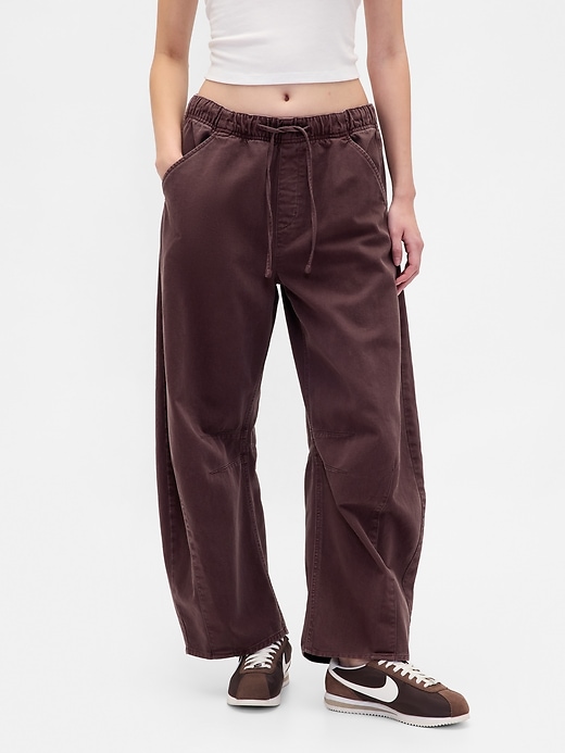 pantalon en sergé taille mi-haute à coupe flatteuse