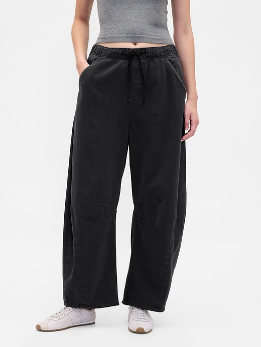 pantalon en sergé taille mi-haute à coupe flatteuse