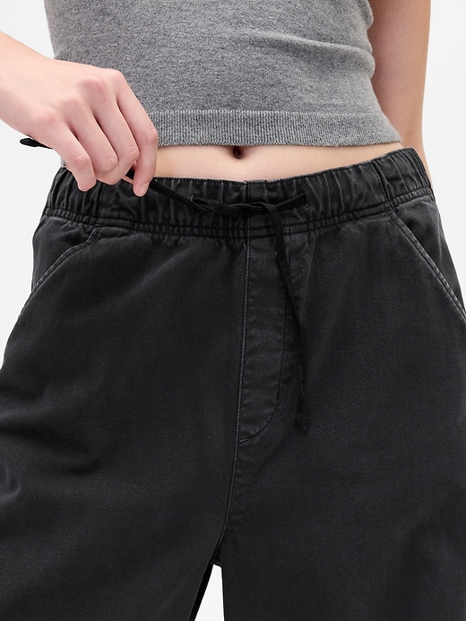 pantalon en sergé taille mi-haute à coupe flatteuse