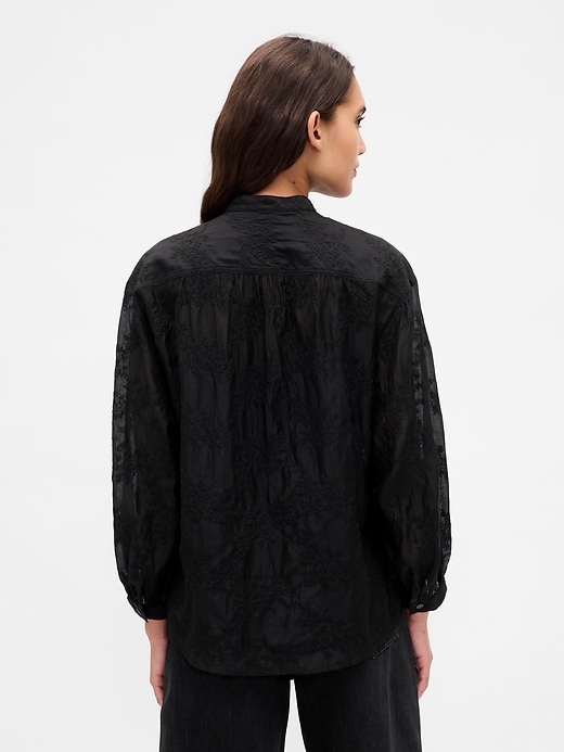 chemise à fleurs en voile transparent