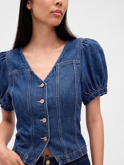haut en denim à manches bouffantes et coutures apparentes