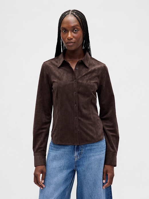 chemise cintrée en daim végétalien